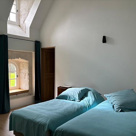 Bed and Breakfast Les Communs De Chiffrevast Tamerville Exterior foto